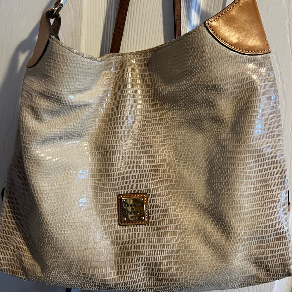 Dooney & Bourke hobo handbag